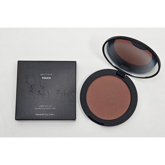 Younique Touch Matte Bronzer in Dark New in Box - Picture 1 of 4